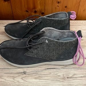 Eddie Bauer. Women’s 10.